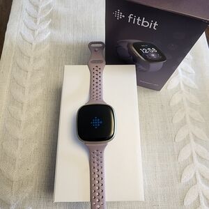 Fitbit Versa 3